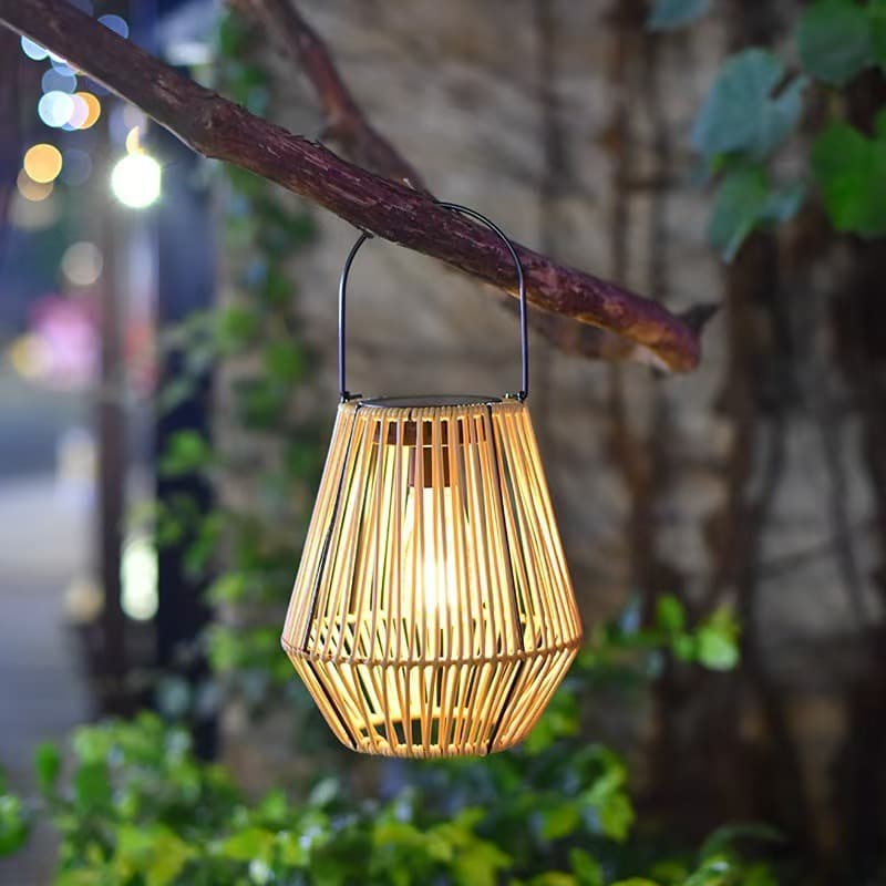ランタン 天然素材編み込みソーラー充電式吊り下げランタン