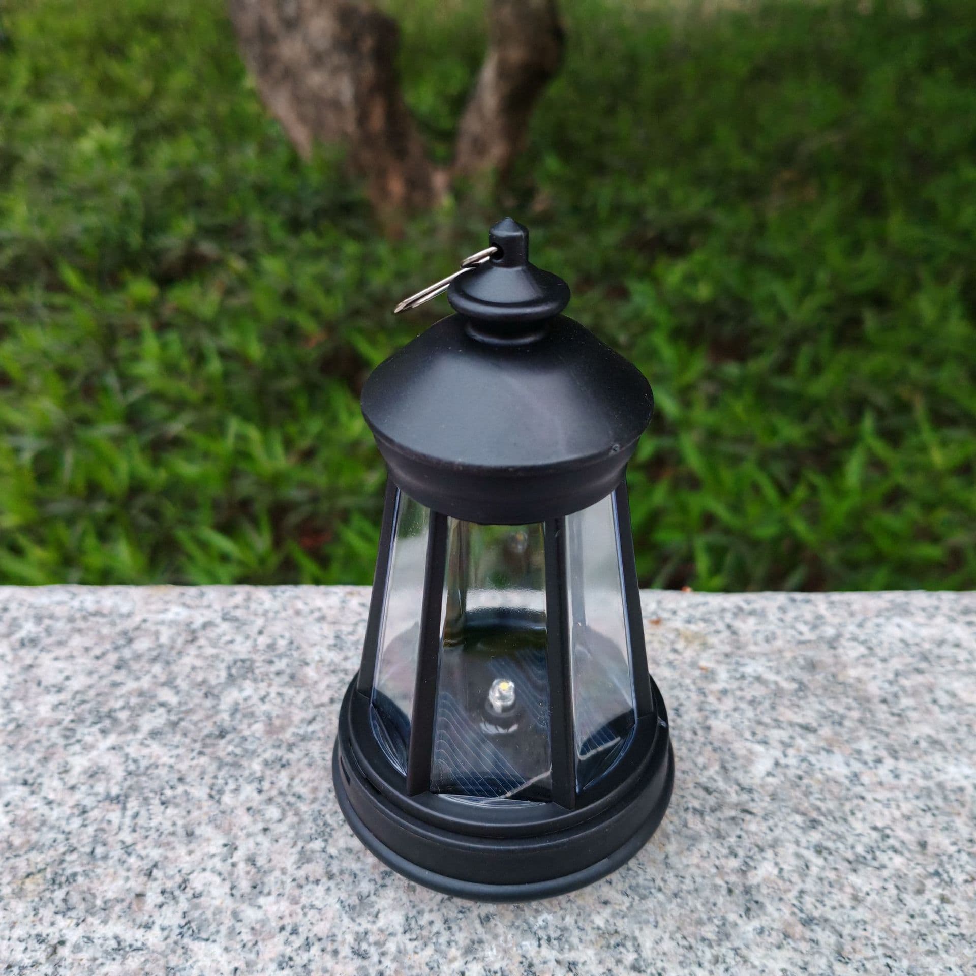 ランタン 六角形灯台型吊り下げ式電池式照明灯